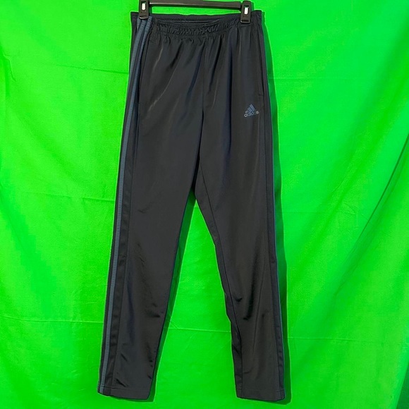 Pants - Adidas Joggers Size M